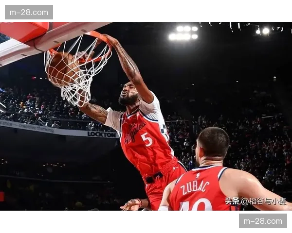 快船进攻体系依赖双核驱动 角色球员战术参与度有待提高 快船进攻体系依赖双核驱动 角色球员战术参与度有待提高